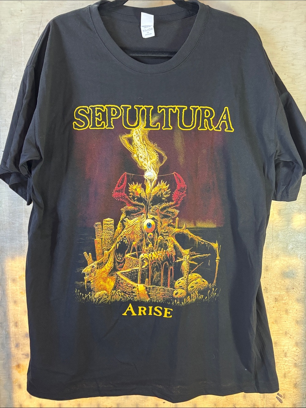 Arise Graphic Short Sleeve Tee - Black